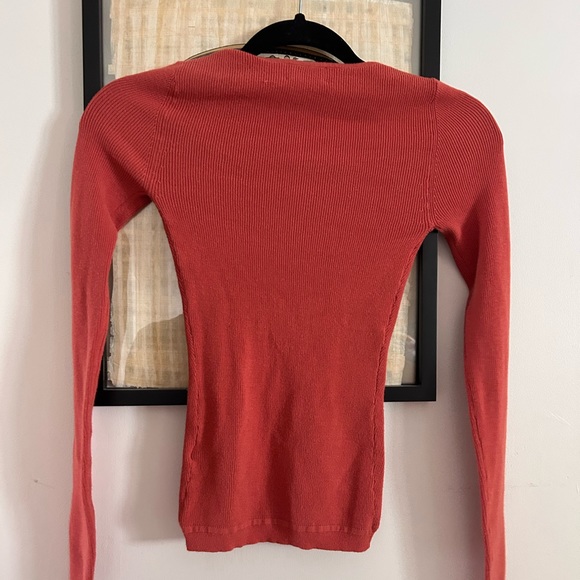 Like new, Aritzia Wilfred Sculpt Knit long sleeve top - Picture 2 of 3